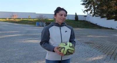 Uma portuguesa a vencer no futebol Francês