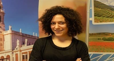 Fado em Paris ganha uma nova voz: Tânia Raquel Caetano