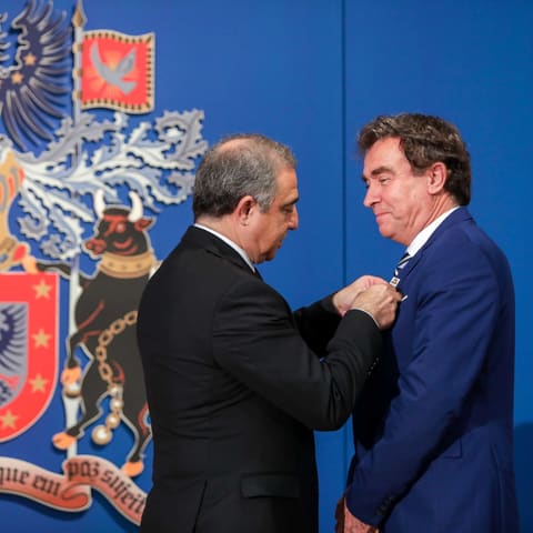 Ildeberto Medina: um self-made man luso-americano