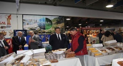 Feira da Arcop de Nanterre é porta aberta para os produtos portugueses