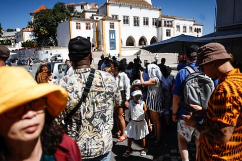 Sintra quer travar excesso de turismo