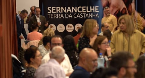 Sernancelhe reúne comunidade em Paris