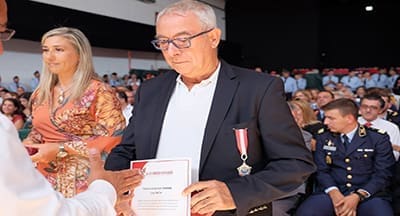 Bombeiros de Maceira entregam Medalha de Serviços Distintos a Carlos Matos