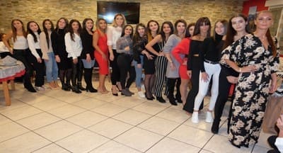 Candidatas a Miss Portuguesa França apresentadas em jantar convívio