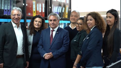 Les Dauphins recebe Xavier Bertrand com empresários portugueses