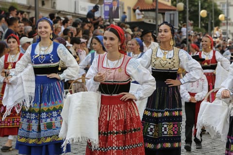 Trajes de Domingar é o novo sucesso de Viana do Castelo