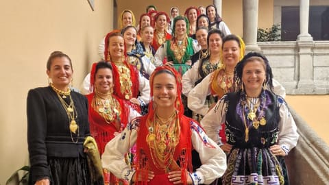 Viana do Castelo: Mordomas desfilam chieira de coração cheio