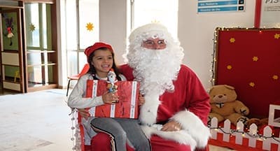 Associação Dimitri Francisco levou a magia do Natal a crianças hospitalizadas