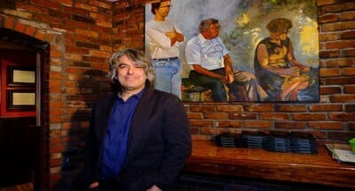 Lusodescendente José Santos é artista em Boston, e não esquece as tradições portuguesas