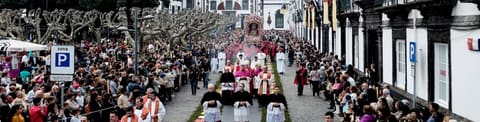 Festas do Santo Cristo assinaladas nas redes sociais e comunicação social