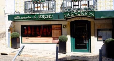 Restaurante Solar dos Presuntos é marca de qualidade e tradição