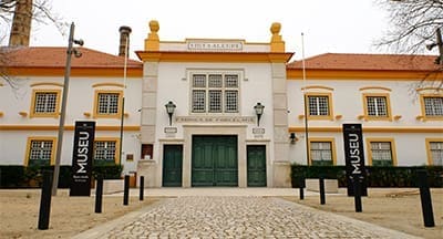 Vista Alegre foi a primeira unidade industrial dedicada à produção de porcelana em Portugal