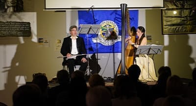 Academia do Bacalhau de Paris promoveu noite solidária a favor do povo ucraniano com Duo Nikolayev