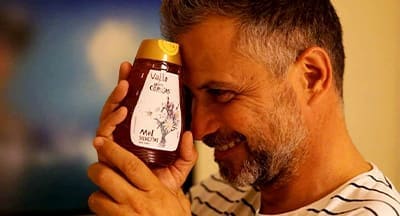 “Cuidamos das nossas abelhas” no Valle das Corujas: um projeto de apicultura sustentável