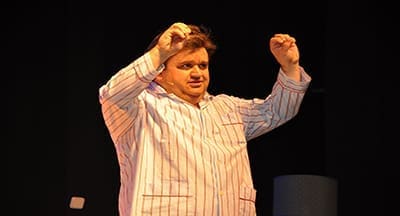 Fernando Mendes estreia “Insónia” no Teatro Sá da Bandeira