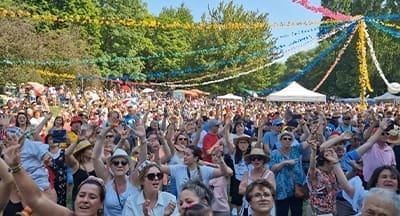 Espetada e Bolo do Caco na Festa da Madeira, em Ormesson