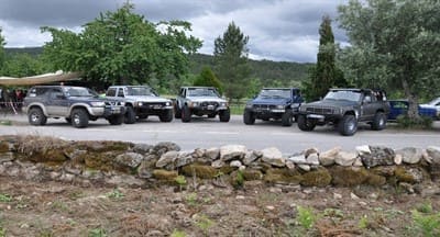 Jipes 4x4 invadiram Cunha