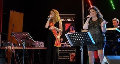 Grupo Português Lusibanda participou num concerto solidário em Paris para apoiar os Bombeiros de Oliveira do Hospital