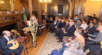 Tereza Carvalho apresentou "Gotas de Fado" no Consulado Geral de Portugal em Paris
