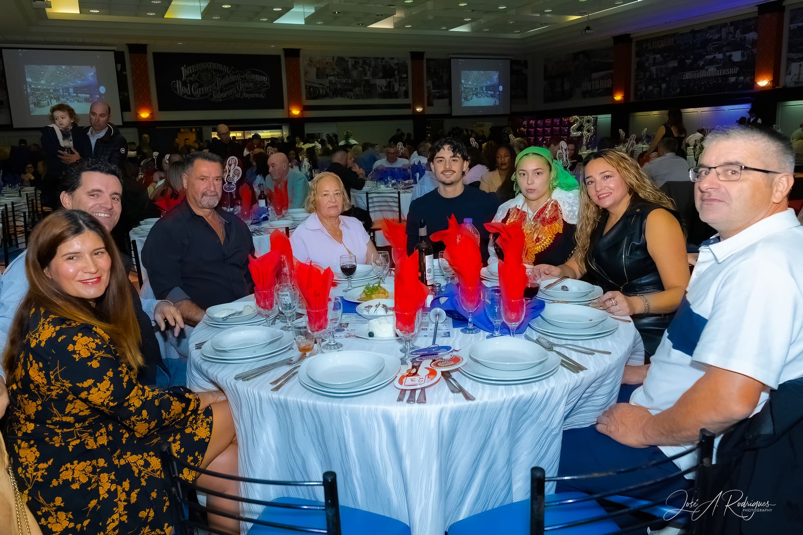 Associação Migrante de Barcelos celebra 28 anos em Toronto com 700 pessoas (12)