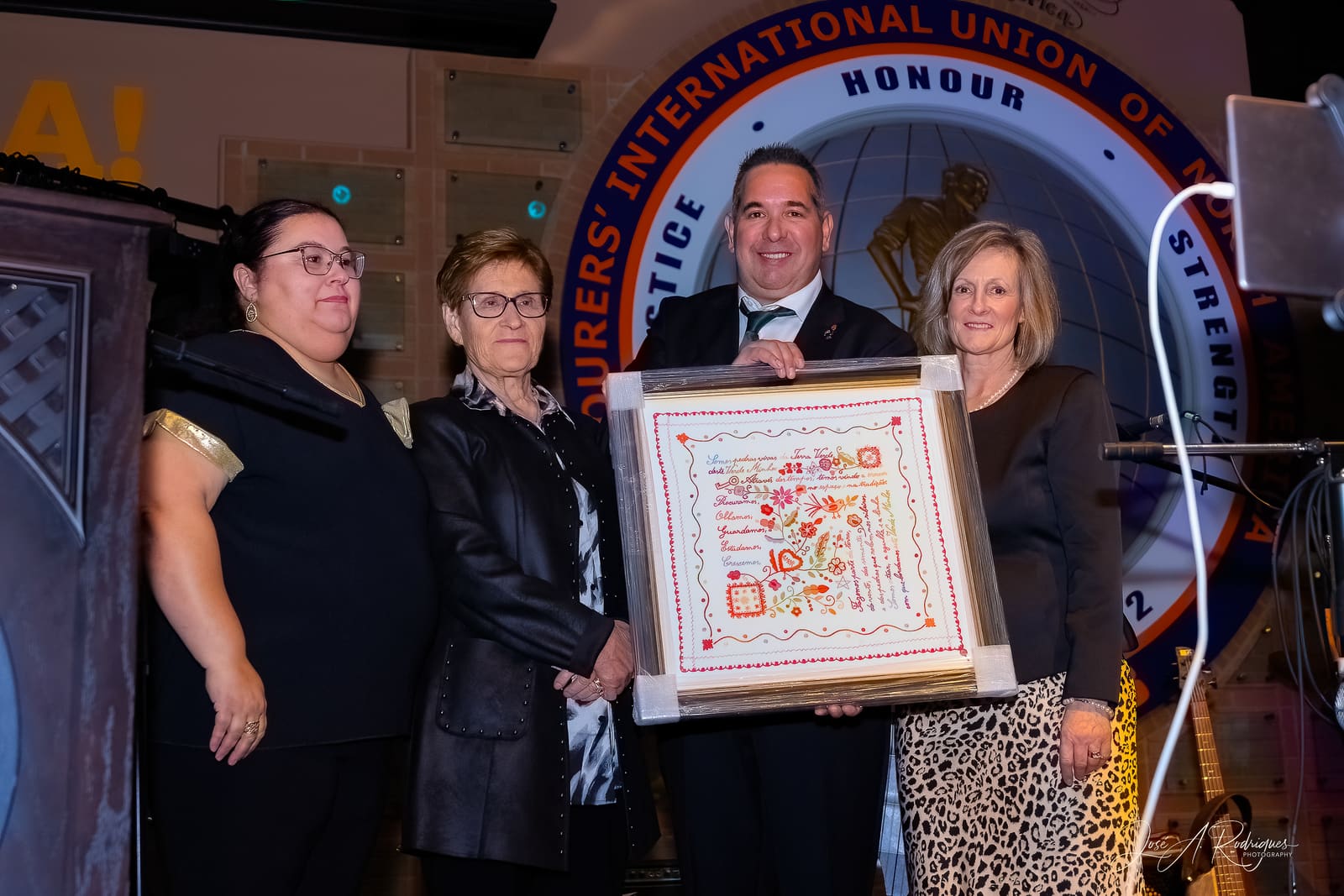 Associação Migrante de Barcelos celebra 28 anos em Toronto com 700 pessoas (14)