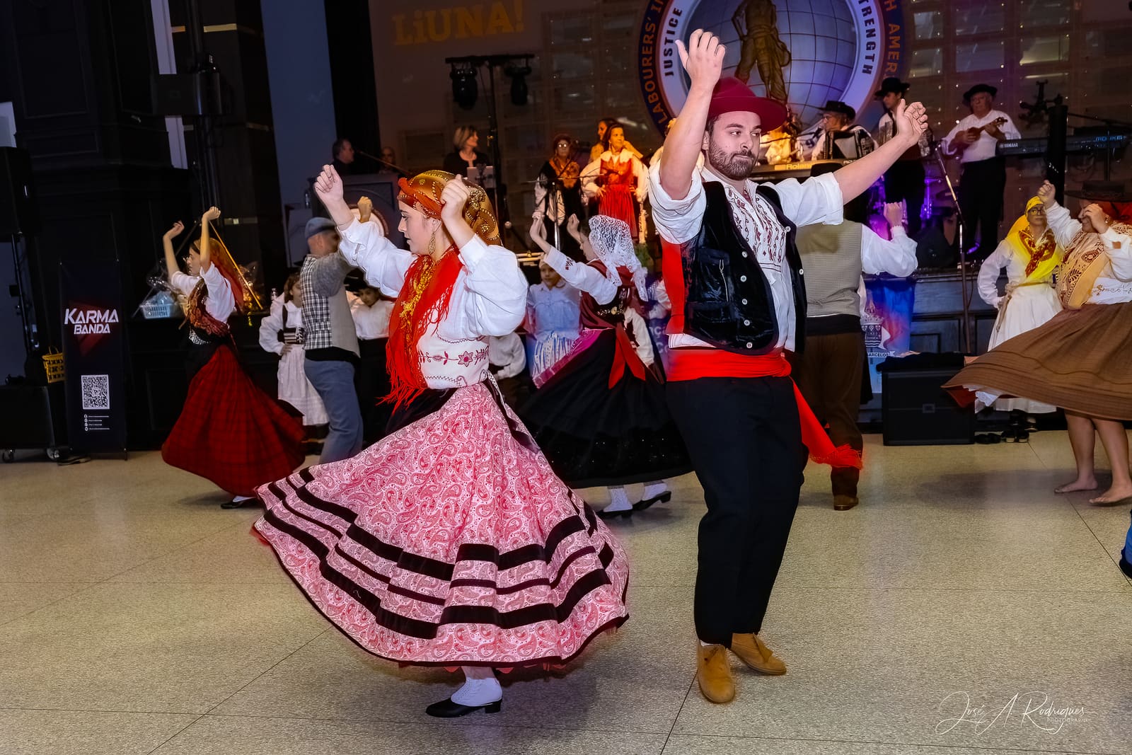 Associação Migrante de Barcelos celebra 28 anos em Toronto com 700 pessoas (18)