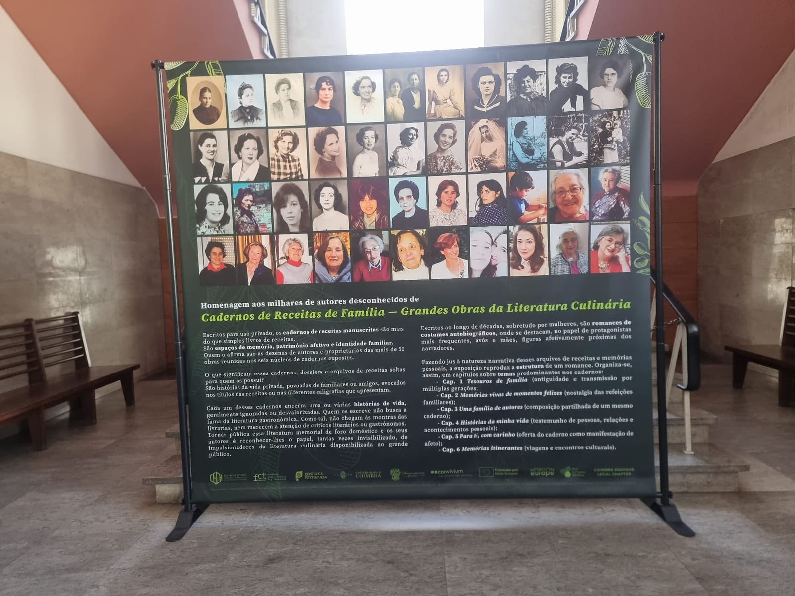 Entre rabiscos, imagens e rostos, a exposição conta vivências únicas.