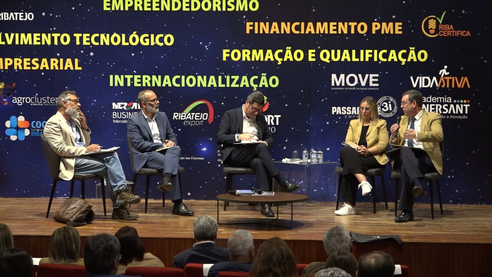 A Nersant realizou o primeiro encontro do imobiliário em Torres Novos com cerca de 50 expositores e centenas de participantes do setor