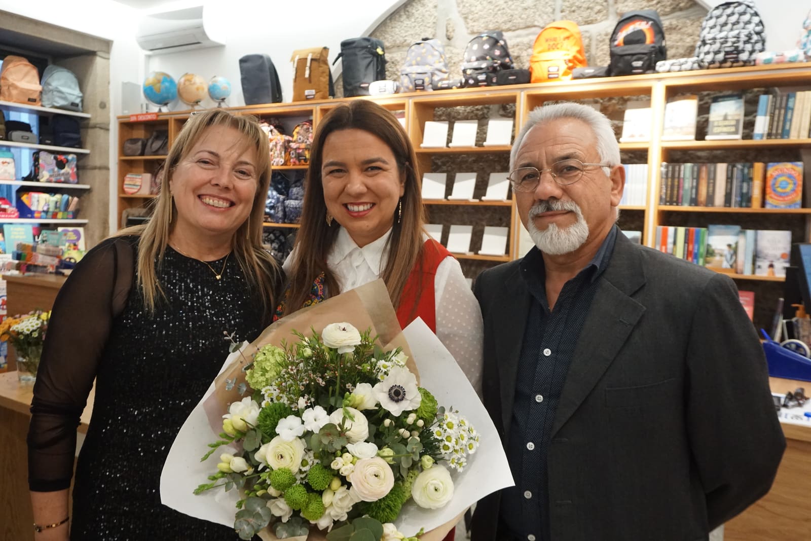 Minhotos Marotos lançam livro "Desgarradas, Concertinas e Tradições", uma homenagem à cultura popular portuguesa